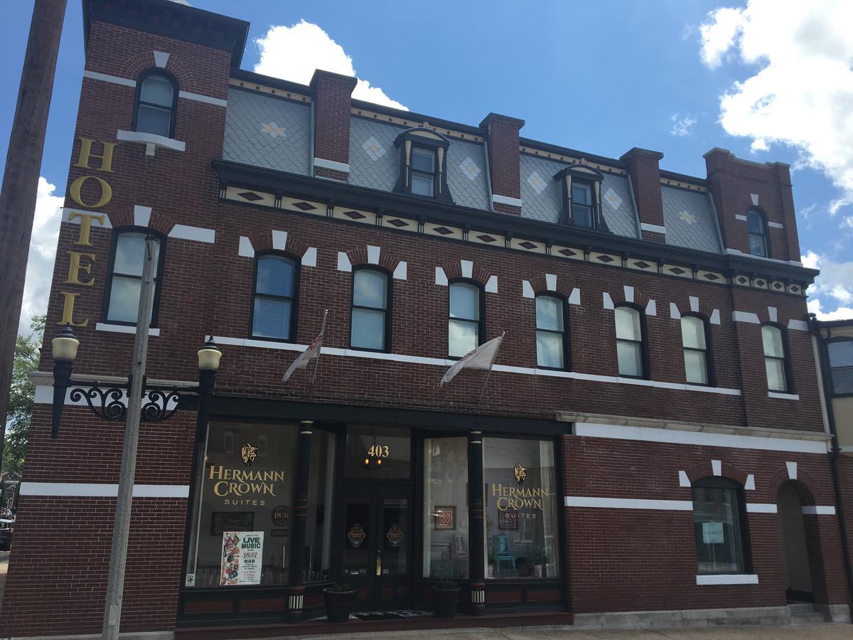 Hermann Crown Suites Exterior foto